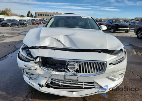 2021 Volvo S60 T6 Inscription из США, поврежденный, VIN 7JRA22TL6MG091354